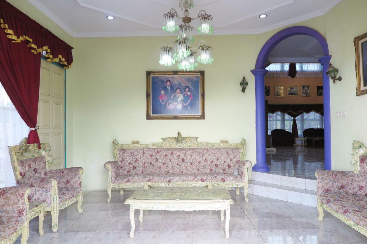 Villa Tiandiva Cisarua Εξωτερικό φωτογραφία