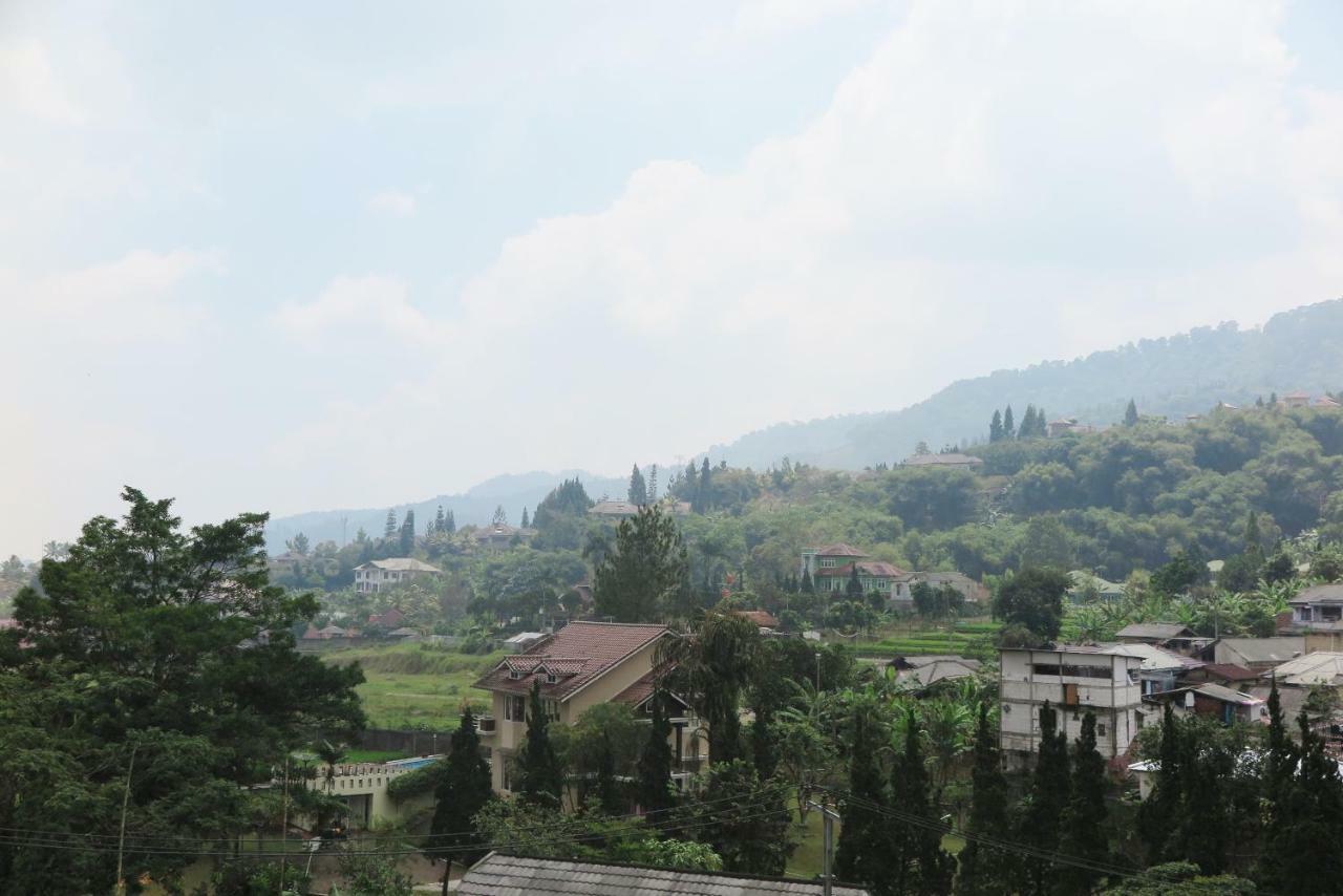 Villa Tiandiva Cisarua Εξωτερικό φωτογραφία